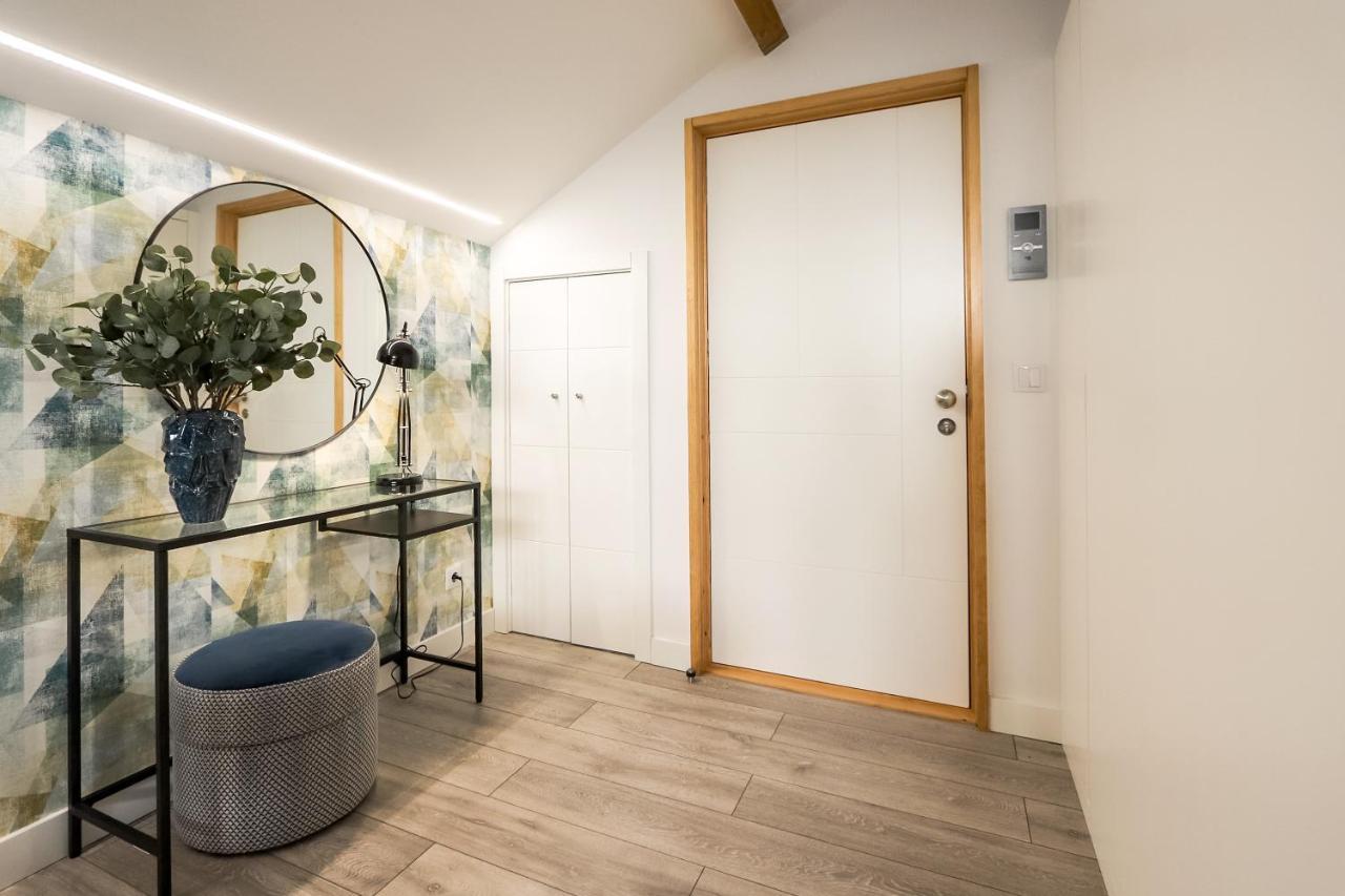Apartment Hm - Feeling Campanha