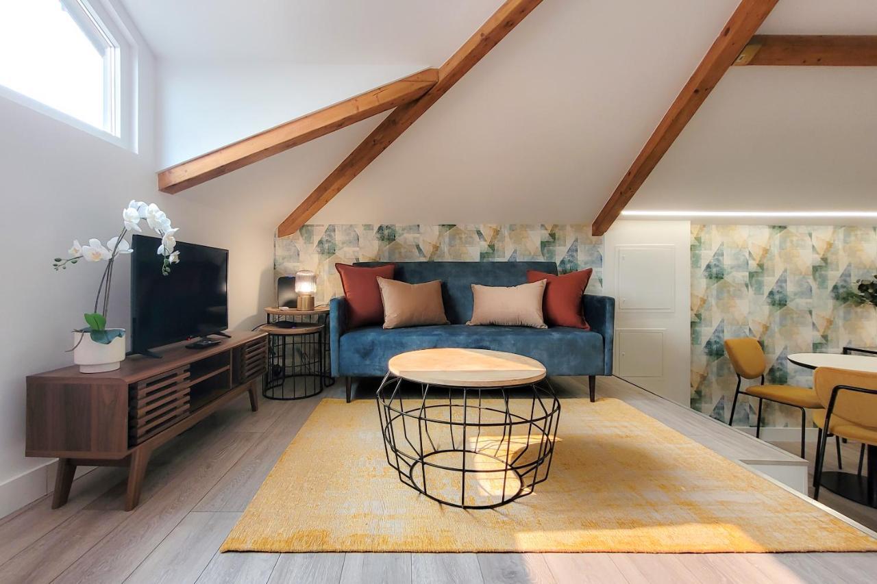 Apartment Hm - Feeling Campanha
